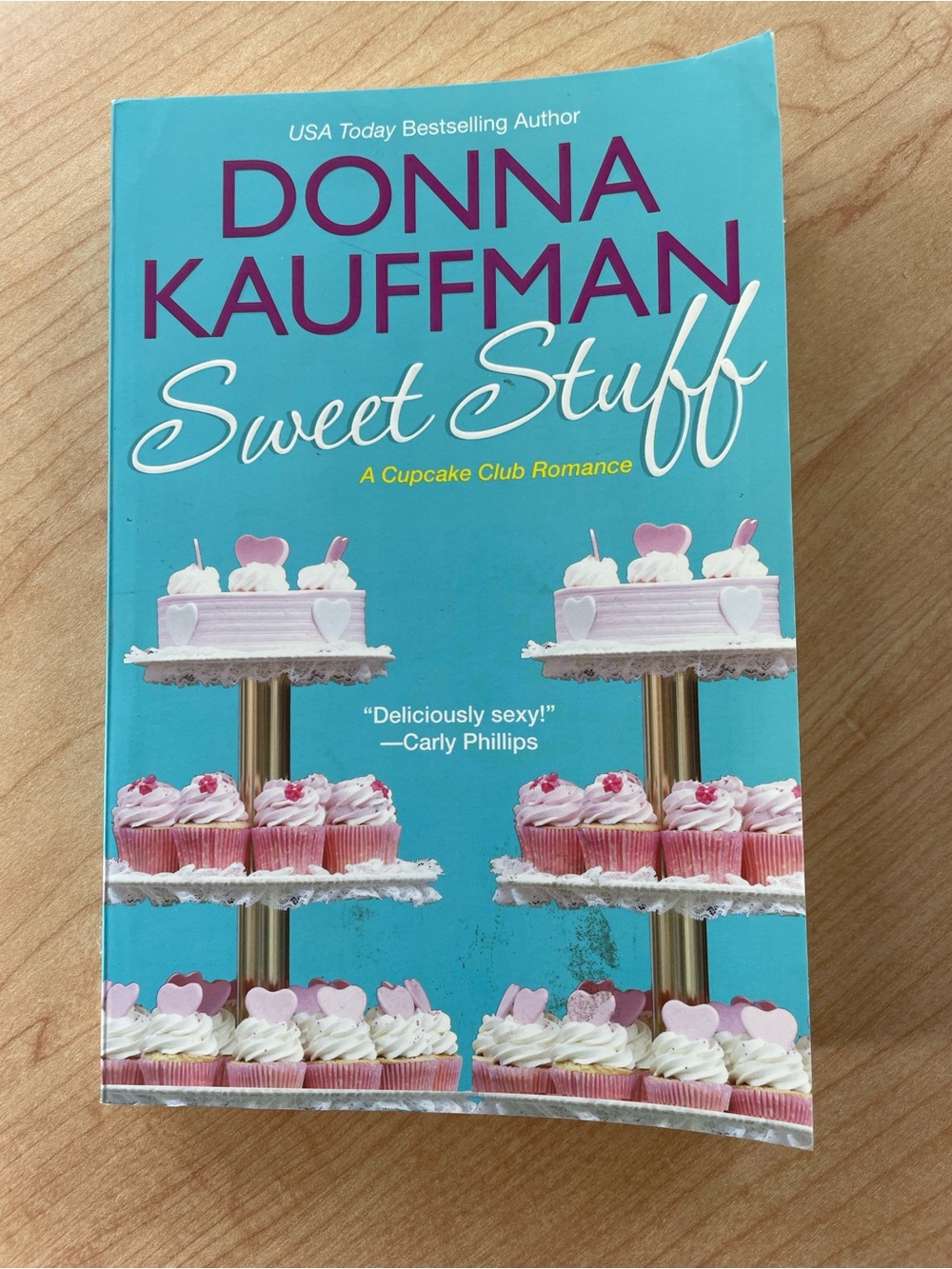 4/$20📚 Sweet Stuff by Donna Kauffman - signed copy